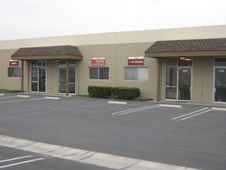 More Photos Of 1600-1618 E Wilshire Ave, Santa Ana Manufacturing For Lease