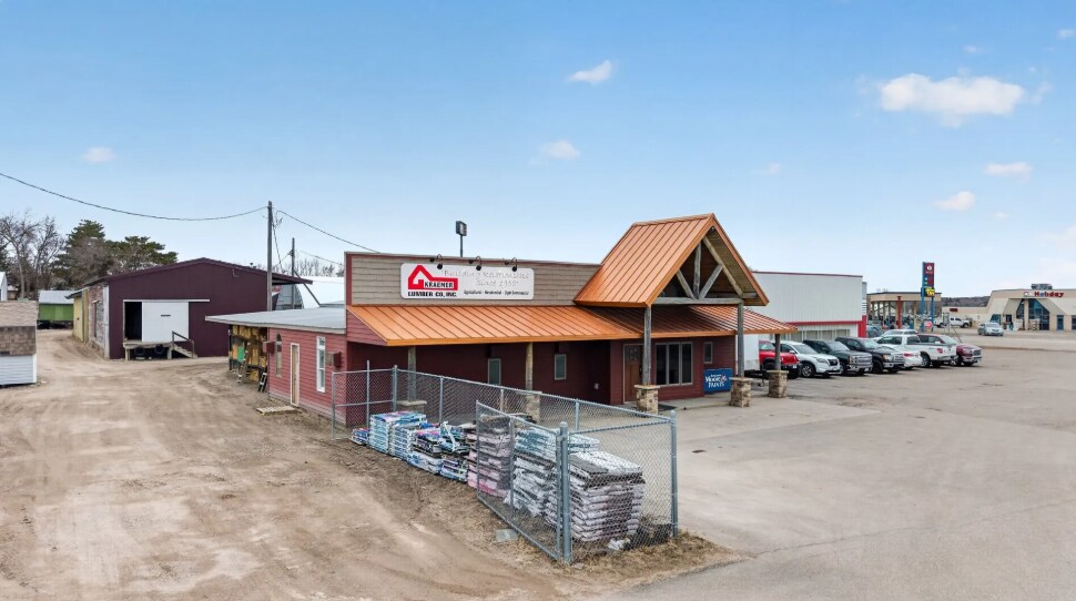 More Photos Of 1190 Main St S, Sauk Centre Storefront For Sale