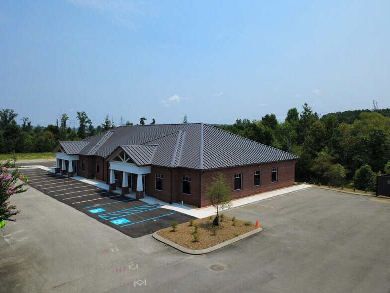 Primary Photo Of 1340 Mackey Branch Dr, Chattanooga Medical For Lease