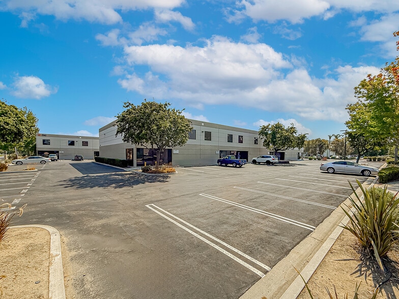 More Photos Of 2360 E Sturgis Rd, Oxnard Warehouse For Sale
