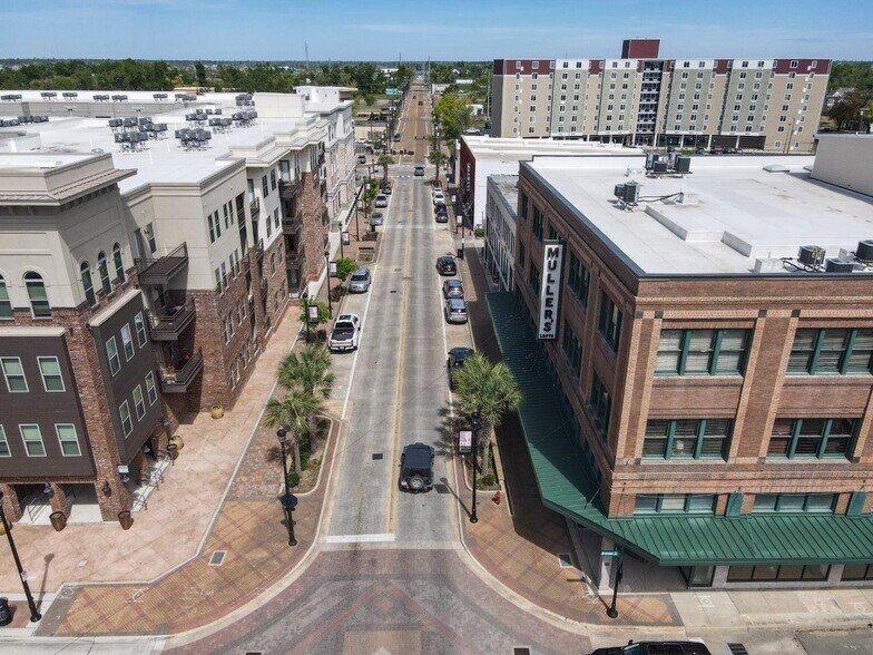 More Photos Of 625 Ryan St, Lake Charles Apartments For Sale