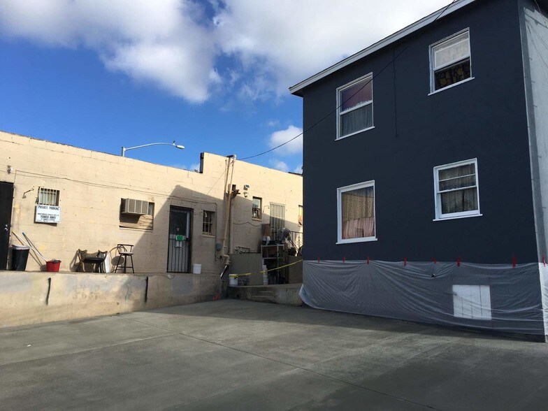 More Photos Of 5545 El Cajon Blvd, San Diego General Retail For Sale