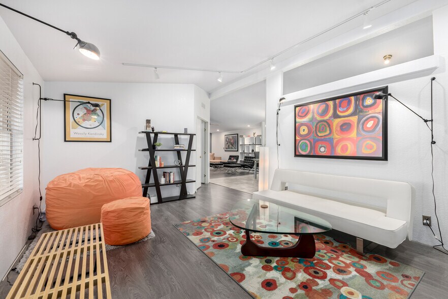 More Photos Of 50150 W Julie Ln, Maricopa Warehouse For Sale