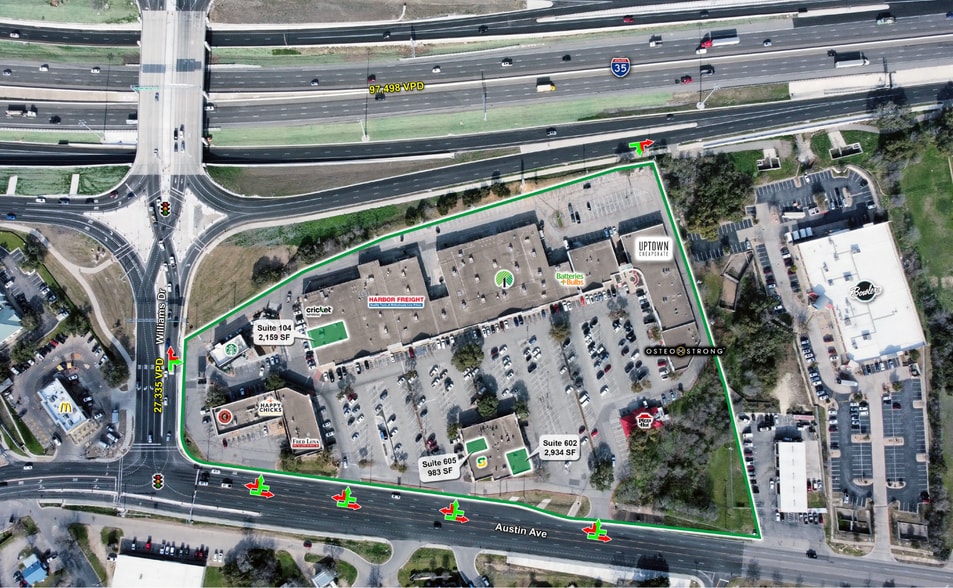 More Photos Of 900-930 N Austin Ave, Georgetown Unknown For Lease