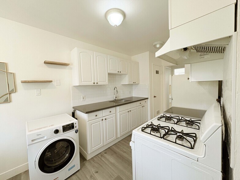 More Photos Of 231 E San Fernando St, San Jose Apartments For Sale