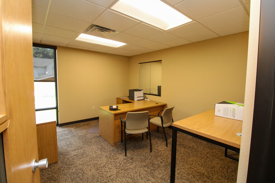 More Photos Of 100 E 3rd St, Galva Office For Sale