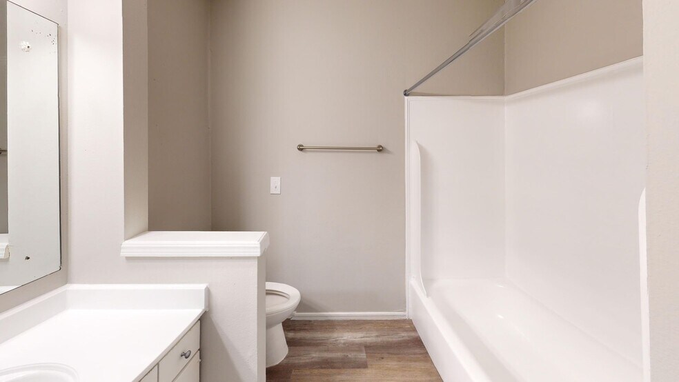 More Photos Of 1713 S Memorial Dr, Tulsa Apartments For Sale