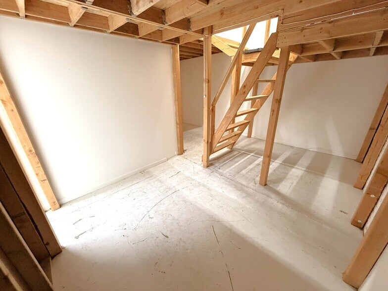 More Photos Of 1020 S Los Angeles St, Los Angeles Light Manufacturing For Lease