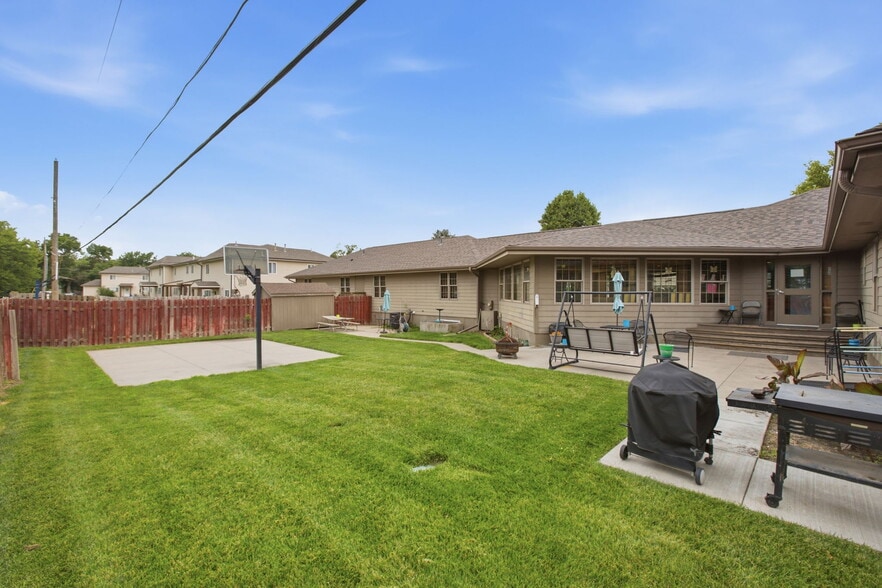 More Photos Of 437 Jefferson Rd, Fremont Shelter For Sale