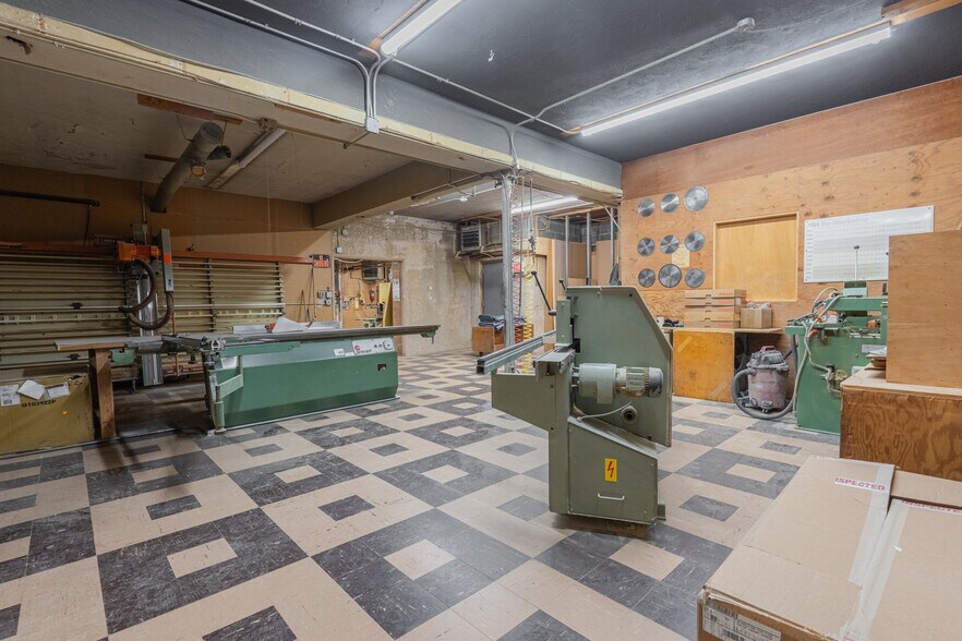 More Photos Of 209-211 Central Ave, East Newark Manufacturing For Sale