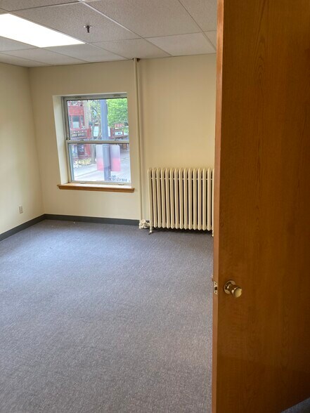 More Photos Of 102 East State Street, Ithaca Loft Creative Space For Lease