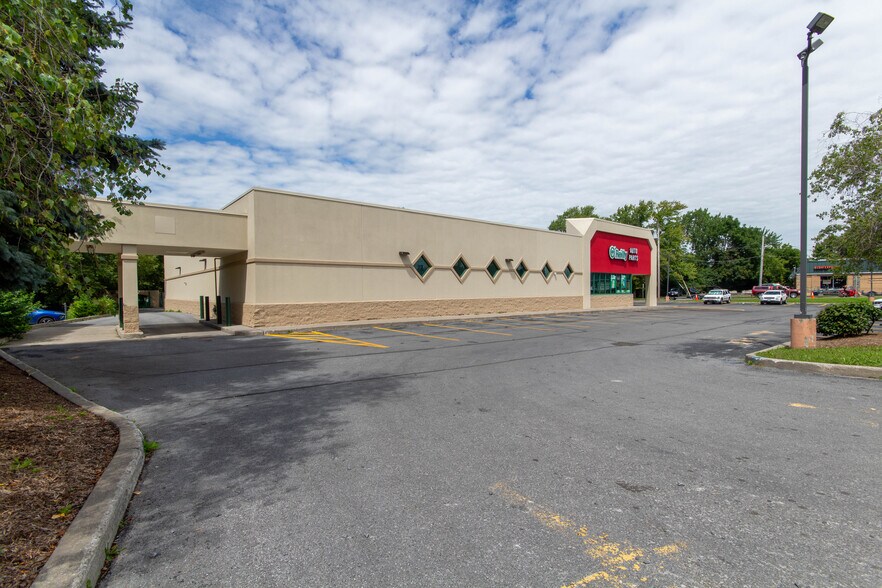 More Photos Of 301 Arsenal St, Watertown Freestanding For Sale