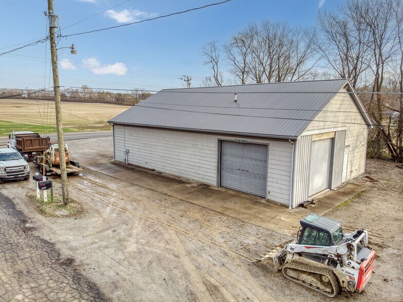 More Photos Of 6387 Ohio 48, Lebanon Specialty For Sale