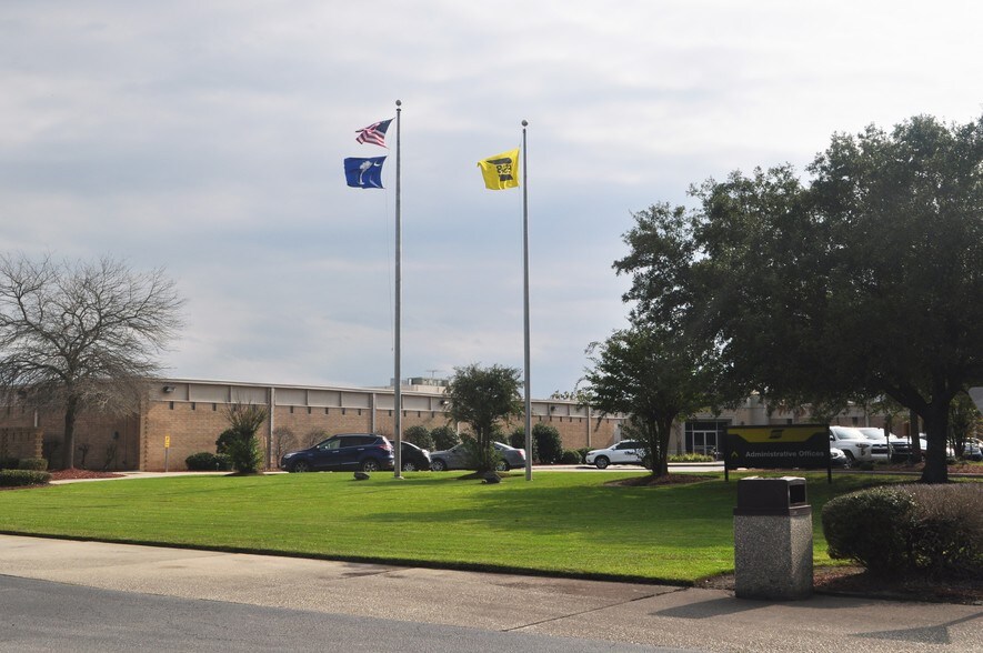 More Photos Of 411 S Ebenezer Rd, Florence Manufacturing For Lease