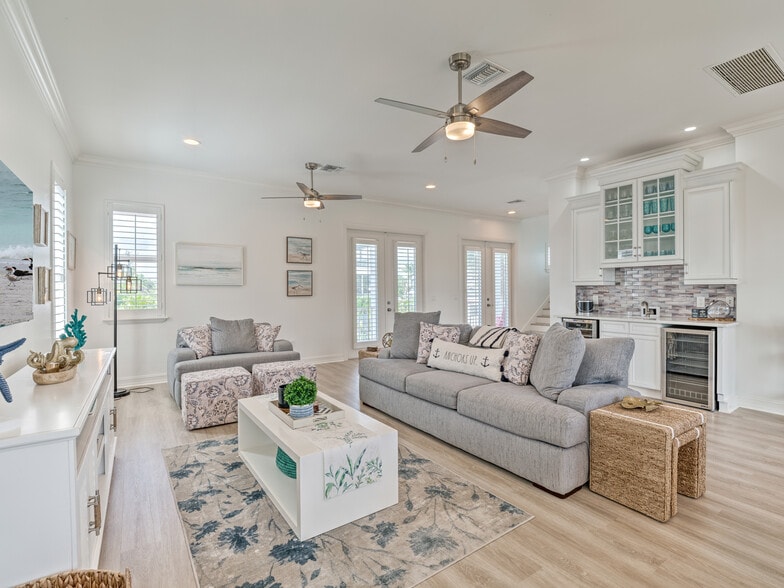 More Photos Of , Fort Myers Beach Specialty For Sale