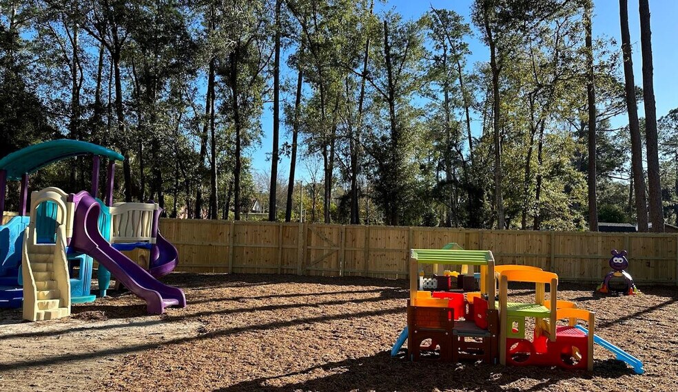 More Photos Of 4127 NW 34th St, Gainesville Daycare Center For Sale