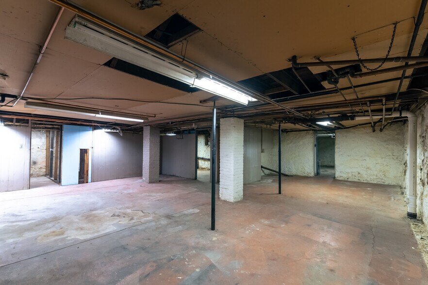 More Photos Of 115 Clifton Ave, Collingdale Specialty For Sale