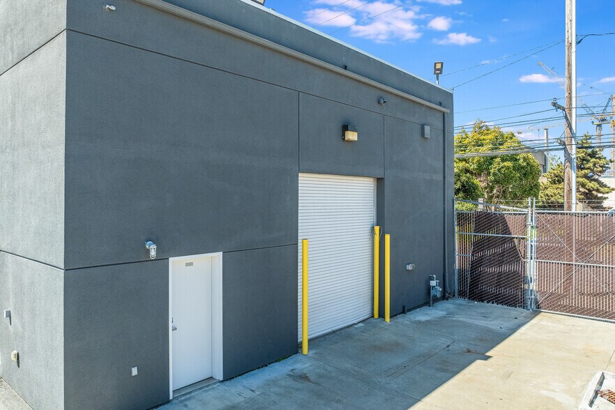 More Photos Of 1620 Innes Ave, San Francisco Land For Sale