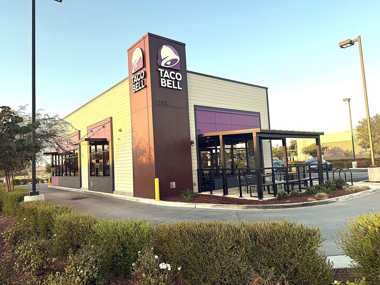 More Photos Of 2605 Hosking Ave, Bakersfield Fast Food For Sale