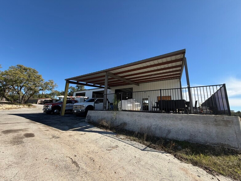 More Photos Of 9313 Circle Dr, Austin Industrial For Sale