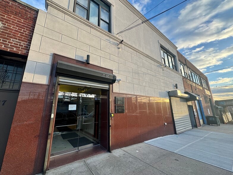 Primary Photo Of 25-21 49th St, Astoria Office For Lease