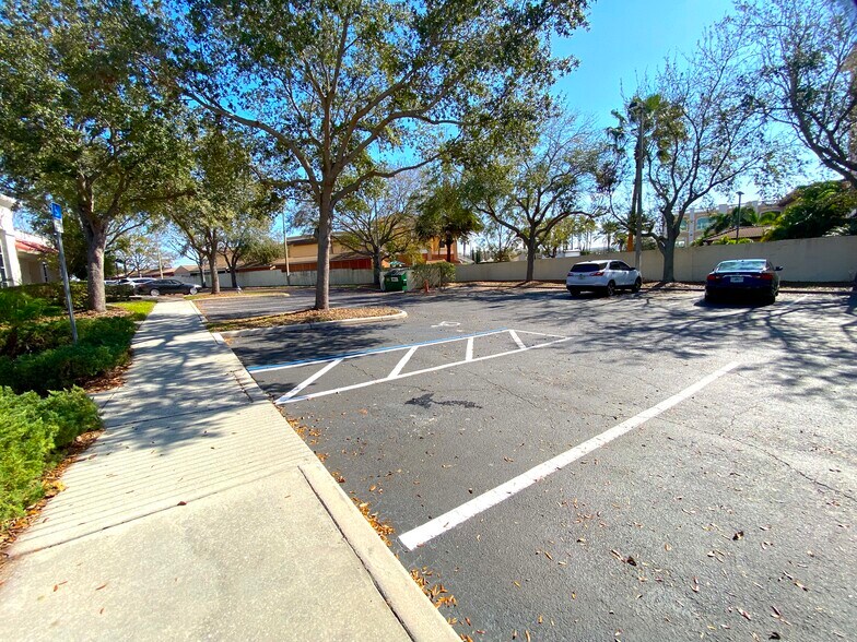 More Photos Of 7364 Stonerock Cir, Orlando Medical For Lease