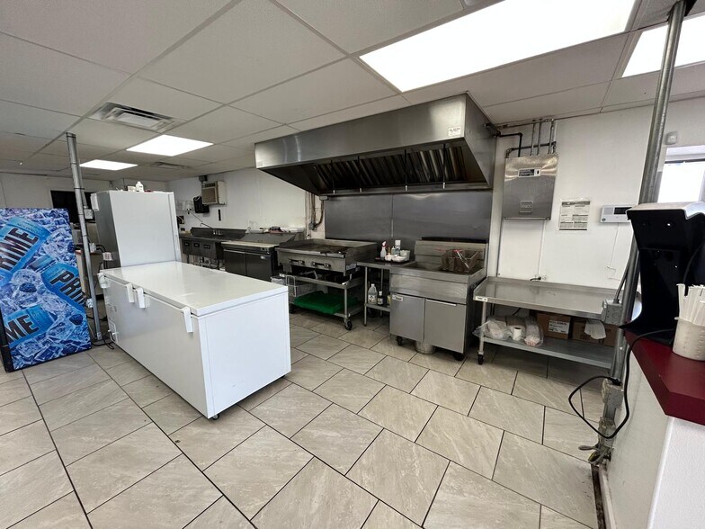 More Photos Of 102 N 1st St, Verden Convenience Store For Sale