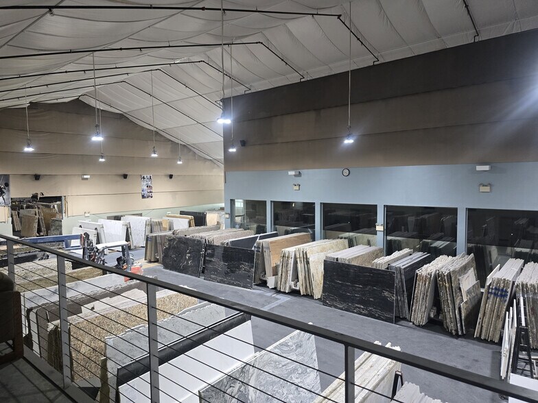 More Photos Of 17 Starr Rd, Danbury Warehouse For Sale