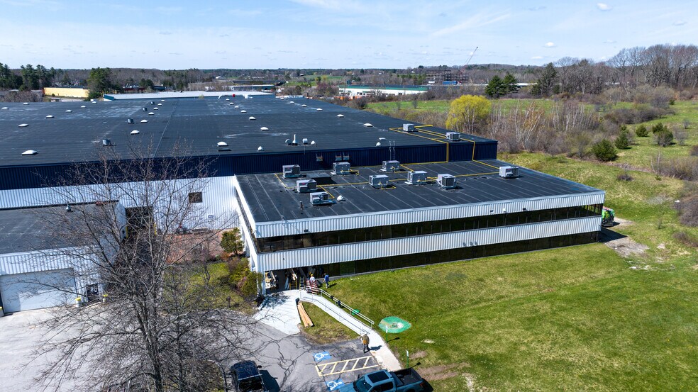 More Photos Of 7 Rand Rd, Portland Warehouse For Lease