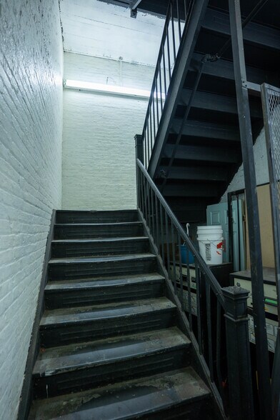 More Photos Of 238 Melrose St, Brooklyn Office Residential For Sale