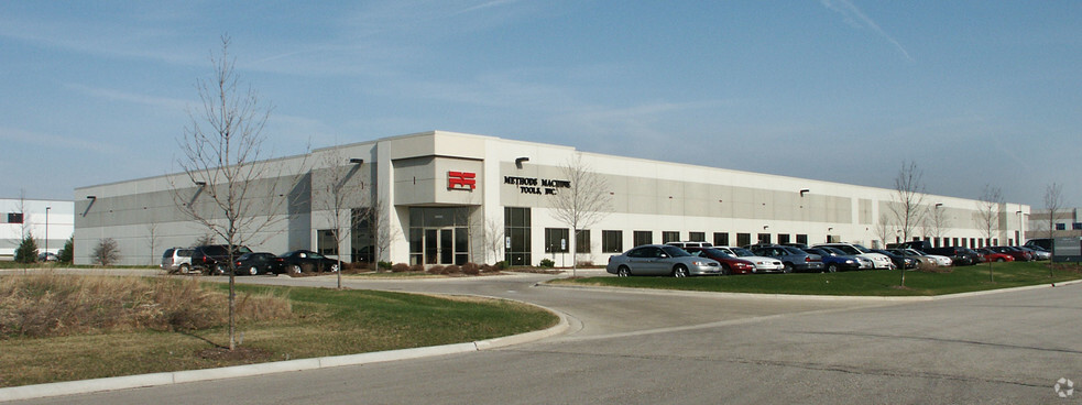 Primary Photo Of 2400-2420 Vantage Dr, Elgin Research And Development For Lease