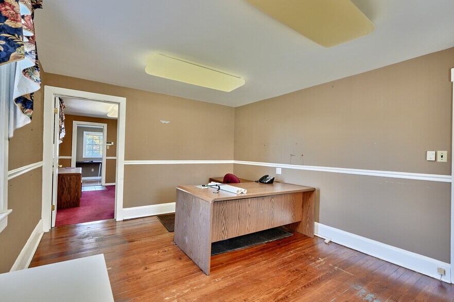 More Photos Of 508 Fairmount Ave, Towson Specialty For Sale