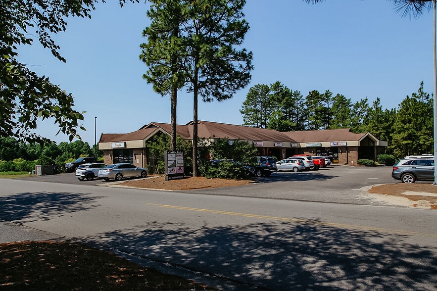 More Photos Of 206-216 Commerce Ave, Southern Pines Unknown For Lease