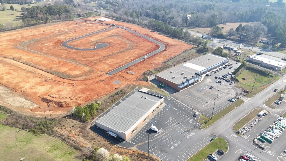 More Photos Of 150 Pearl Dr, LaFayette Restaurant For Lease