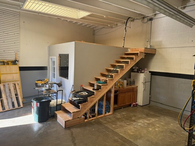 More Photos Of 3508-3514 Foothill Blvd, Glendale Auto Repair For Lease