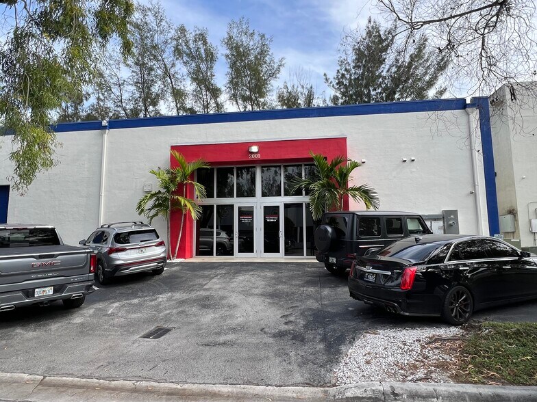Primary Photo Of 2001 NW 93rd Ave, Miami Warehouse For Sale