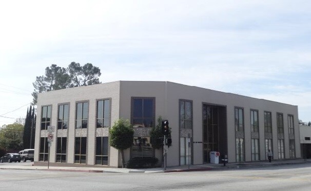 Primary Photo Of 2540 Huntington Dr, San Marino Office For Lease