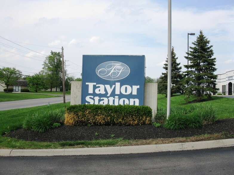 More Photos Of 950 Taylor Station Rd, Gahanna Research And Development For Lease