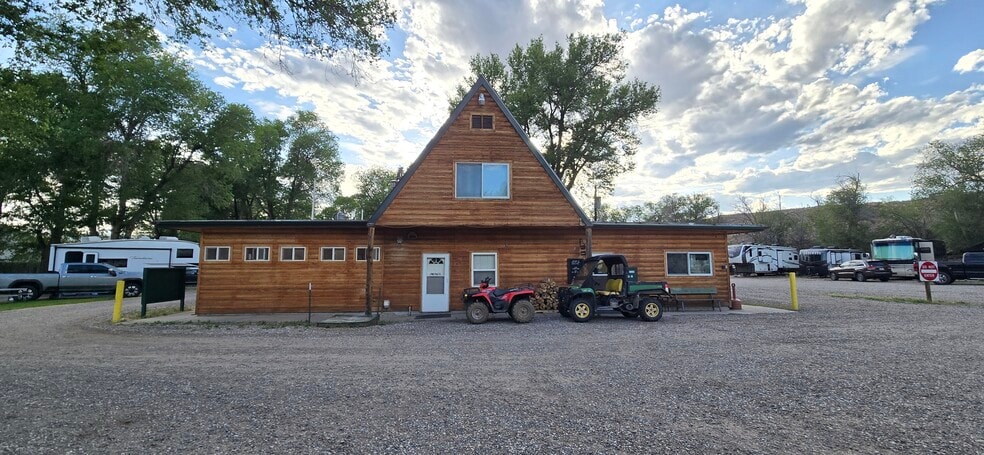 More Photos Of 204 US Highway 20 S, Thermopolis Manufactured Housing Mobile Home Park For Sale