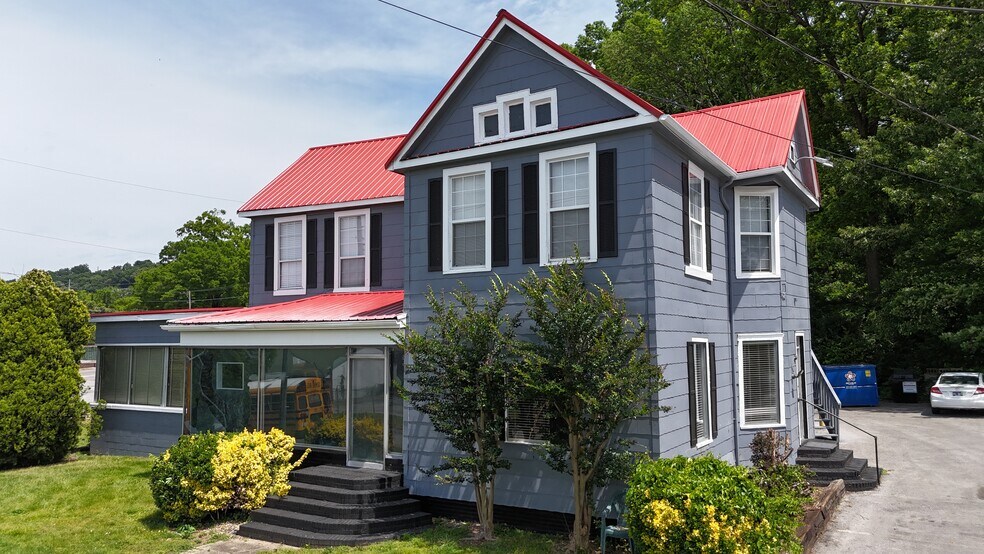 Primary Photo Of 1526 Dodds Ave, Chattanooga Office Residential For Lease