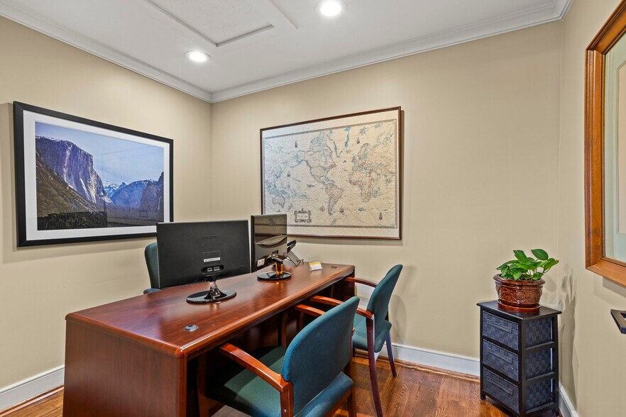 More Photos Of 7 Henderson Rd, Greenville Office For Sale