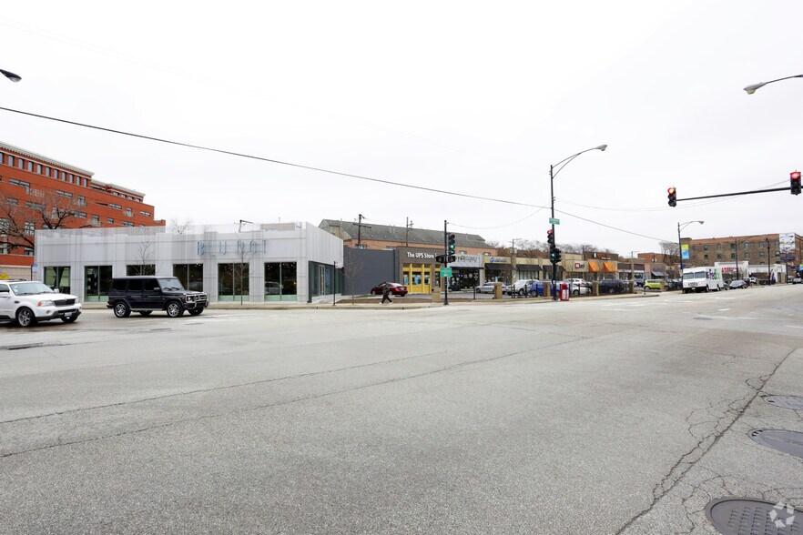 More Photos Of 1941-1953 N Clybourn Ave, Chicago Freestanding For Lease