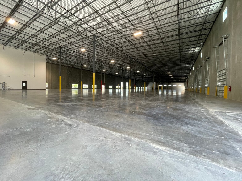 More Photos Of 16351 Lee, Fort Myers Unknown For Lease