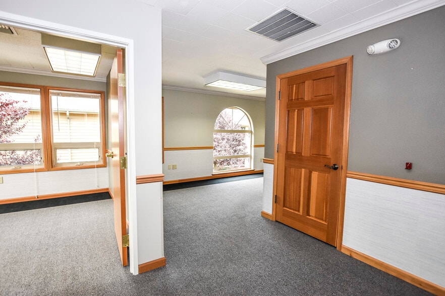 More Photos Of 3711 Griffin Ln Se, Olympia Office For Lease