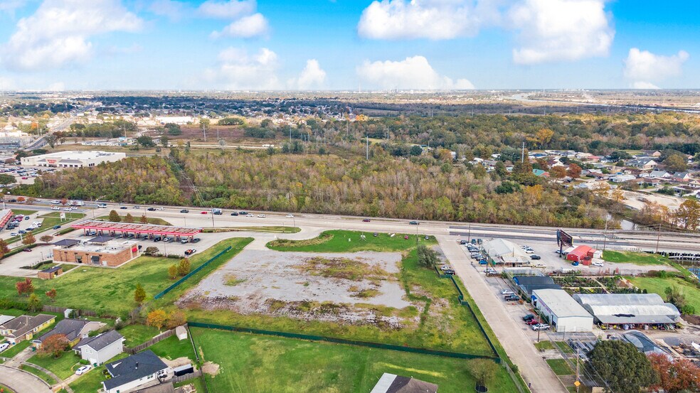 More Photos Of 3006 Belle Chasse Hwy, Terrytown Land For Sale