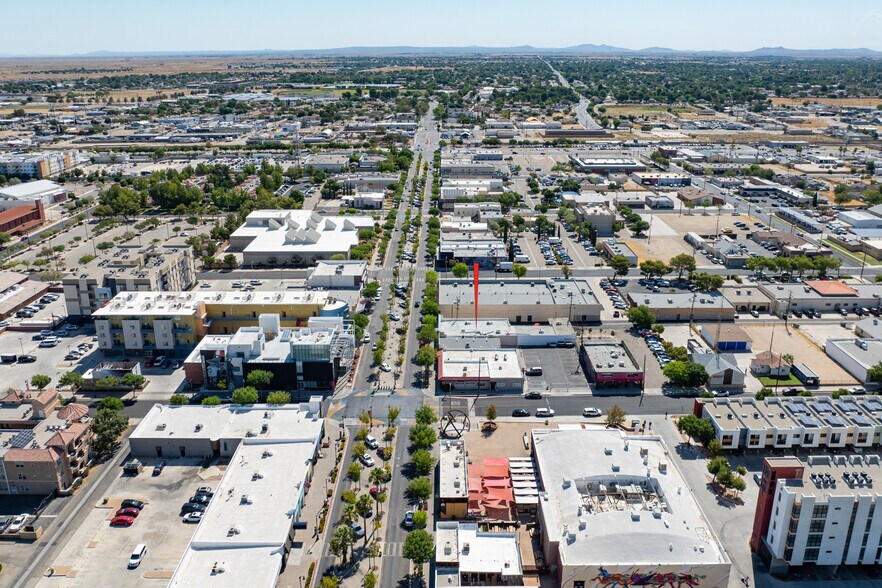 More Photos Of 656 W Lancaster Blvd, Lancaster Restaurant For Sale