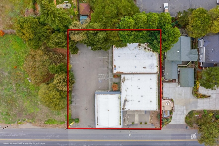 More Photos Of 9550 Main St, Penngrove Showroom For Sale