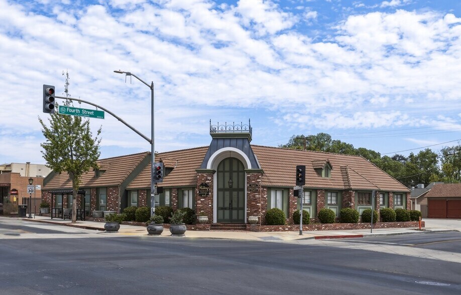 Primary Photo Of 400-406 N Maclay Ave, San Fernando Medical For Sale