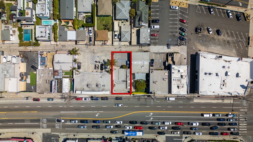 More Photos Of 2548 Lincoln Blvd, Venice Storefront Retail Office For Sale