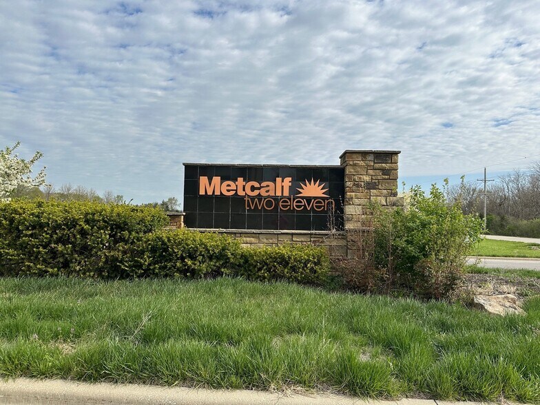 Primary Photo Of Metcalf 211 Business Park, Bucyrus Land For Sale